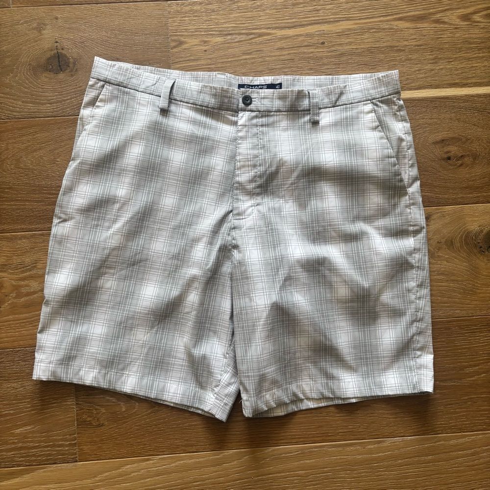 Chaps Golf Shorts Gray White Size 40 Lightweight Casual